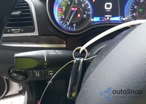 2019 Chrysler 300 Limited z USA, uszkodzony, nr VIN 2C3CCAEG7KH568555